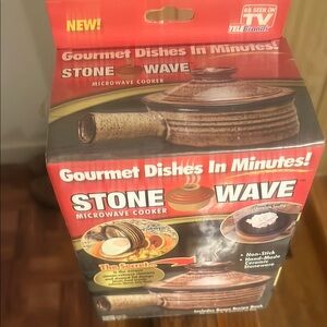 Stone wave Microwave Cooker